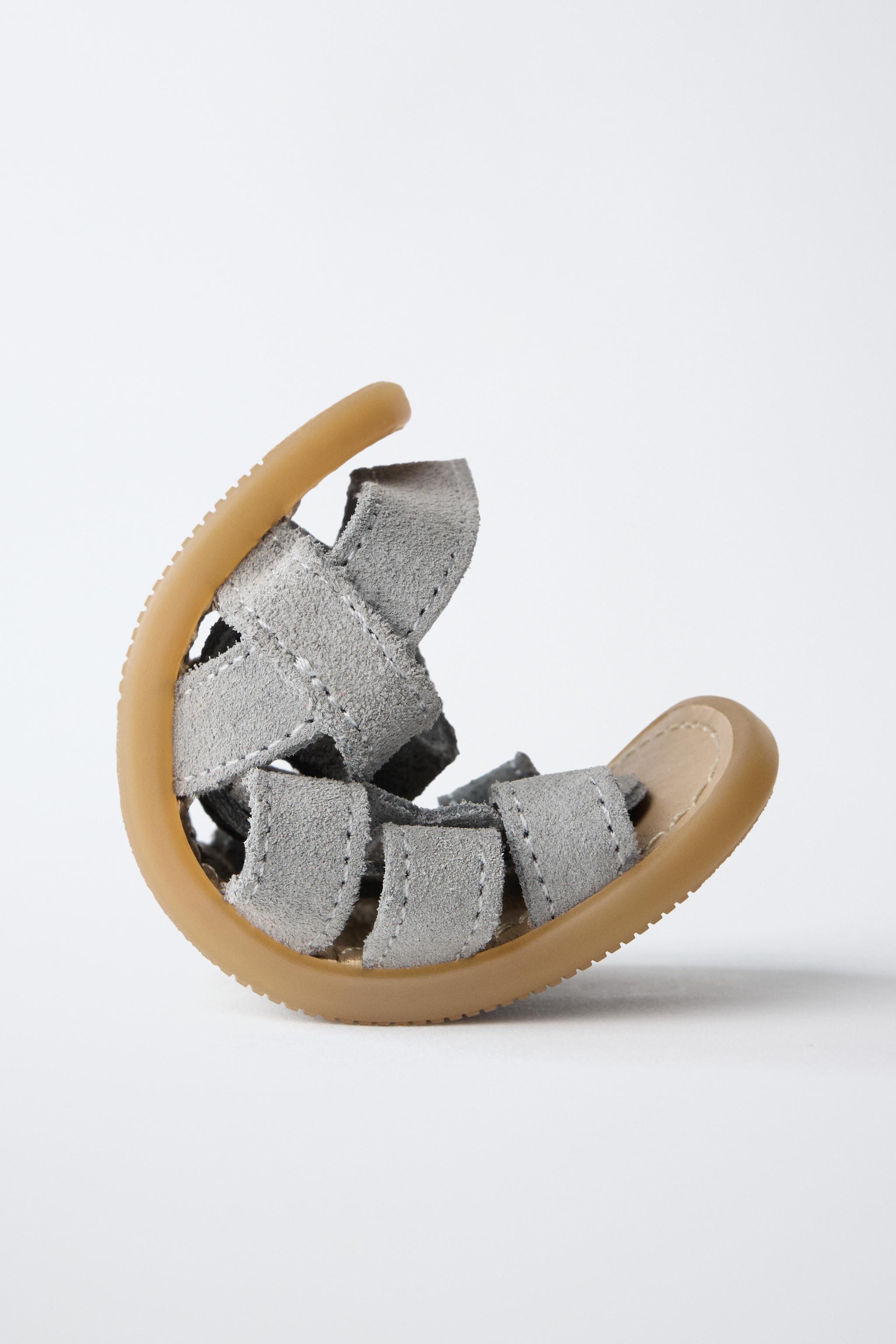 LEATHER FISH SANDALS